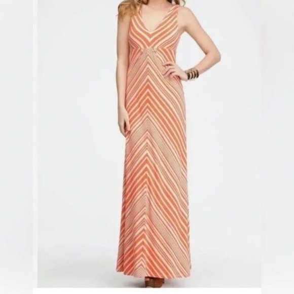 Bebe Vneck Orange and Tan Chevron Stripe Dress Size Medium - Picture 11 of 11